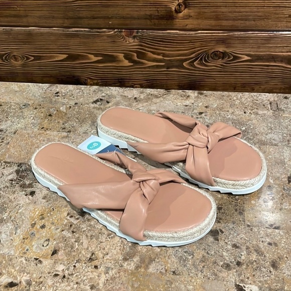 Universal Thread Shoes - Women’s Sandals